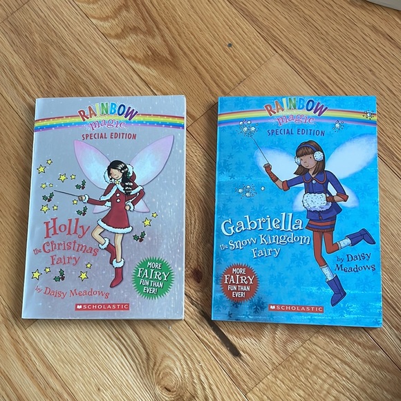 Rainbow Magic: Christmas Special Editions - Picture 2 of 5